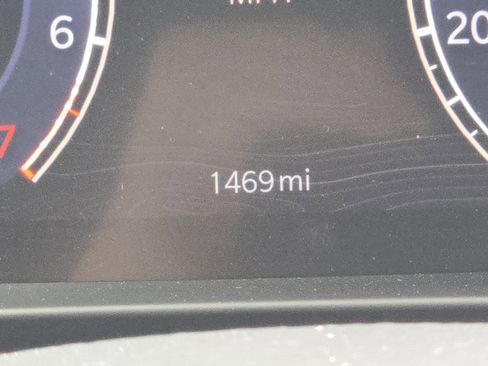 Certified 2023 Jeep Grand Cherokee Limited w/ Luxury Tech Group II image 38