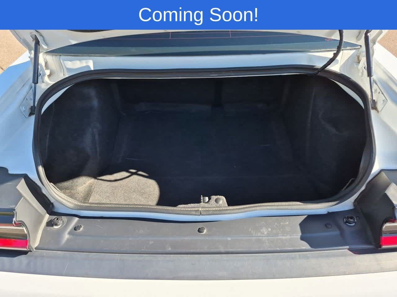 Used 2015 Dodge Challenger SXT Plus w/ Driver Convenience Group RWD image 33