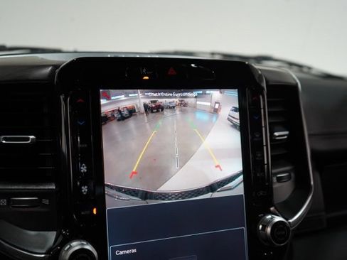 Used 2025 RAM 1500 Laramie image 26