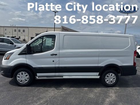 Used 2024 Ford Transit 250 Low Roof w/ Exterior Upgrade Package image 2