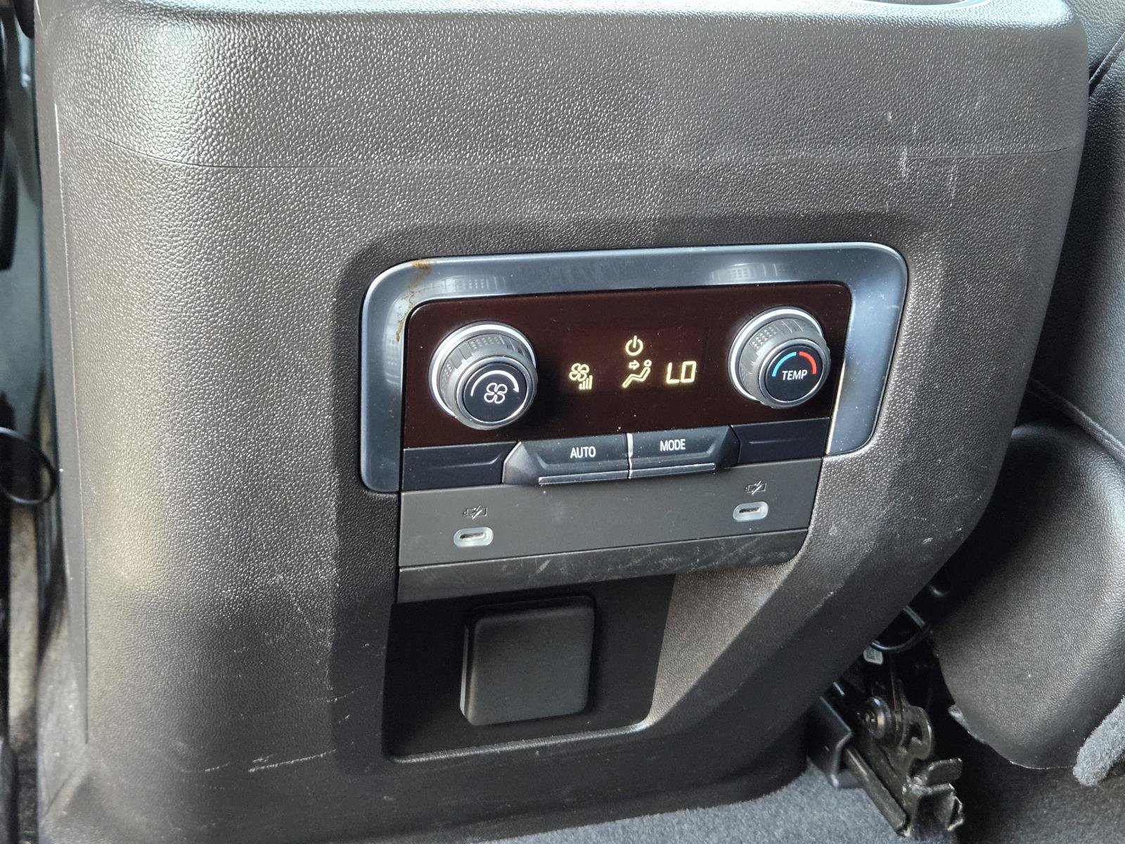 Used 2021 Chevrolet Tahoe LT AWD/4WD image 21
