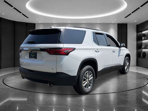 Certified 2023 Chevrolet Traverse LT FWD image 5