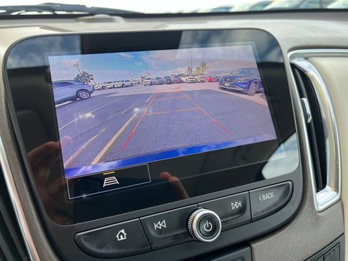 Used 2024 Chevrolet Malibu LT image 17