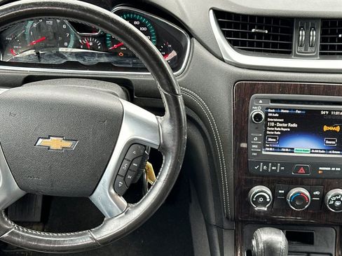 Used 2015 Chevrolet Traverse LT AWD/4WD image 9