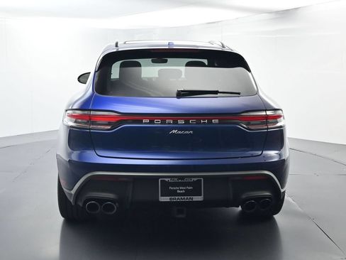 Certified 2025 Porsche Macan AWD/4WD image 13
