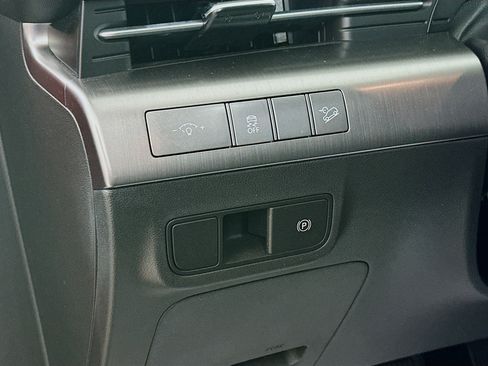 Used 2025 Hyundai Kona SEL image 10