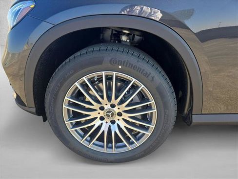 Certified 2026 Mercedes-Benz GLC 300 image 10