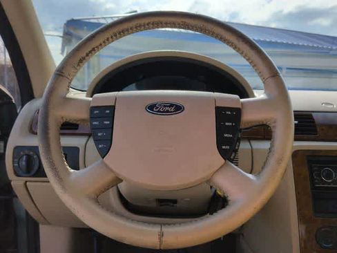 Used 2006 Ford Five Hundred SEL FWD image 21