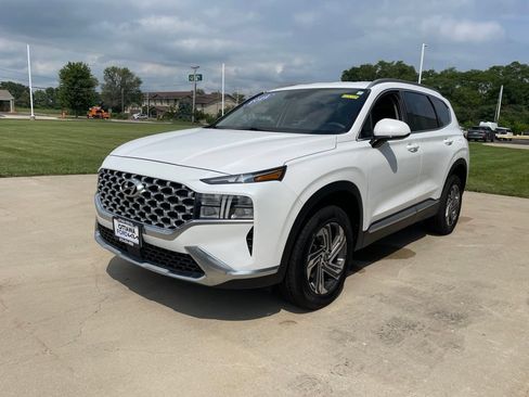 Used 2022 Hyundai Santa Fe SEL w/ Cargo Package AWD/4WD image 2