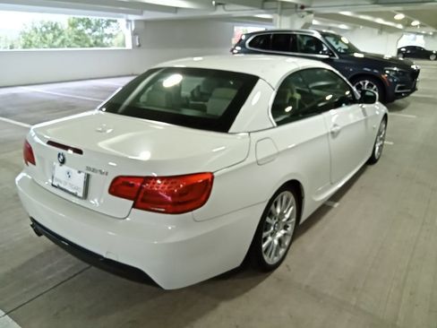 Used 2012 BMW 328i Convertible RWD image 5