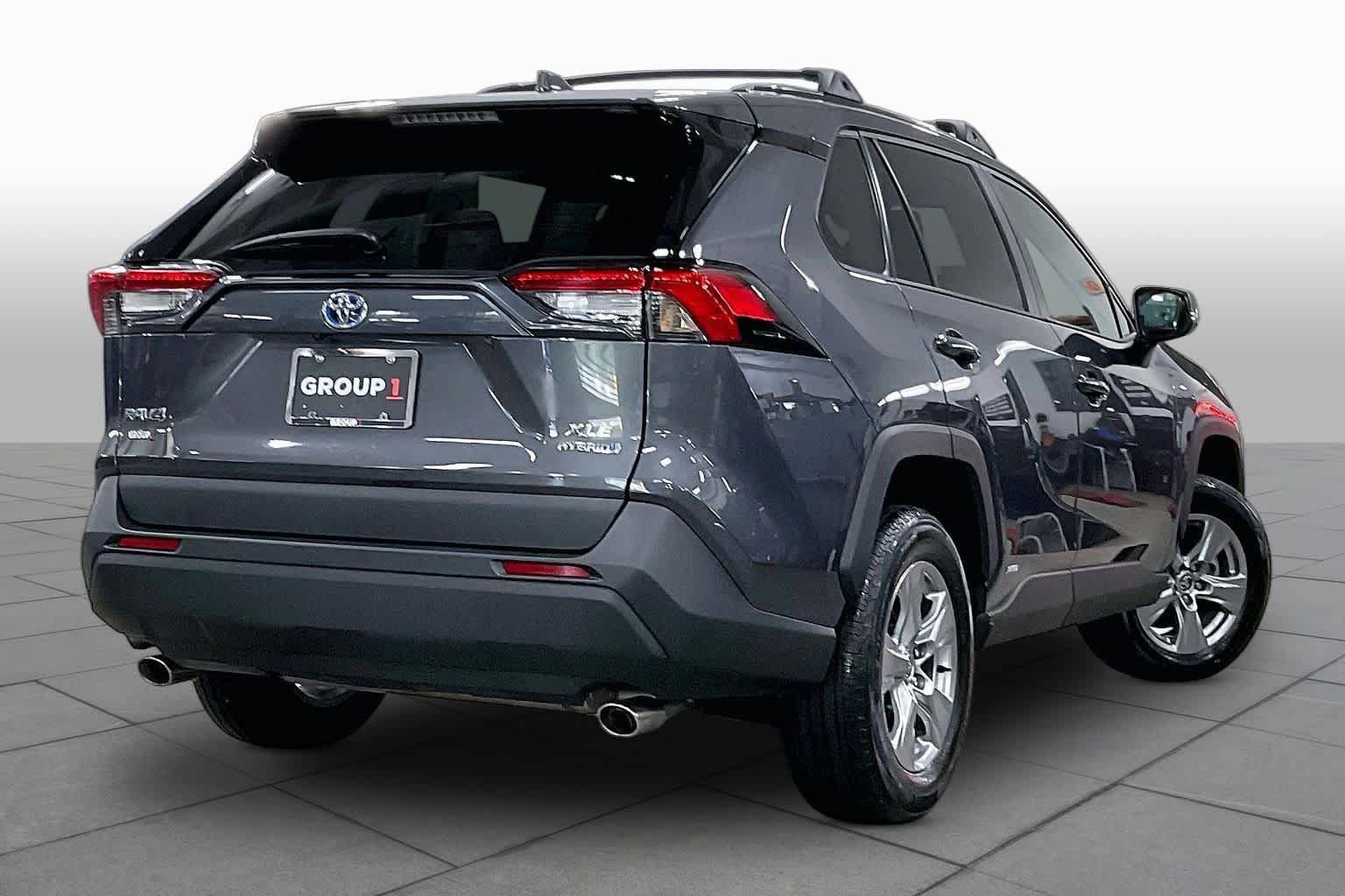 Used 2024 Toyota RAV4 XLE AWD/4WD image 13