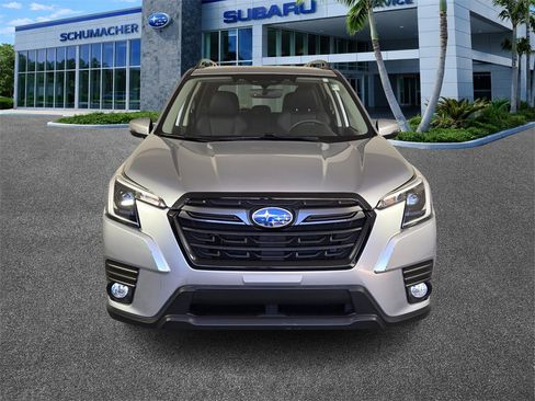 Used 2023 Subaru Forester Limited image 2