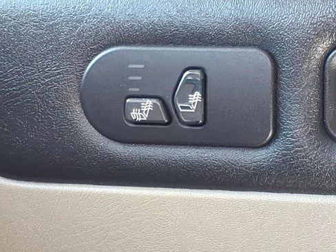 Used 2003 HUMMER H2 w/ Preferred Equipment Group AWD/4WD image 11
