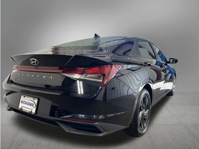 Used 2021 Hyundai Elantra SEL FWD image 6