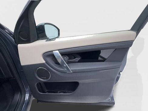 Used 2025 Land Rover Discovery Sport S AWD/4WD image 35