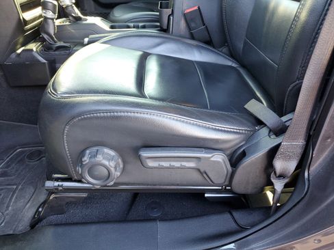 Used 2021 Jeep Wrangler Unlimited Sahara image 26