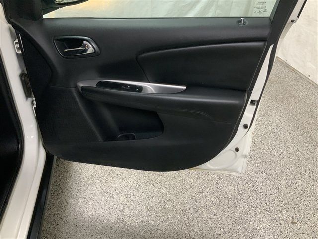 Used 2014 Dodge Journey SXT w/ Flexible Seating Group AWD/4WD image 21