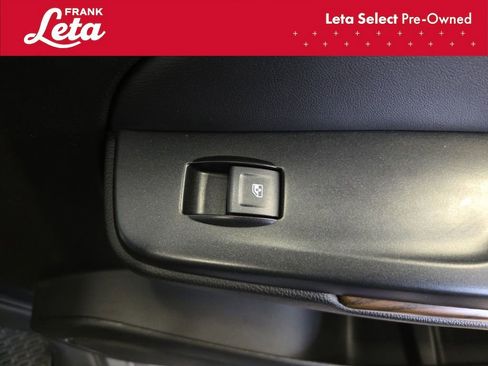 Used 2019 GMC Yukon Denali w/ Denali Ultimate Package image 28