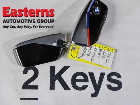 Used 2023 BMW X1 xDrive28i w/ M Sport Package AWD/4WD image 25
