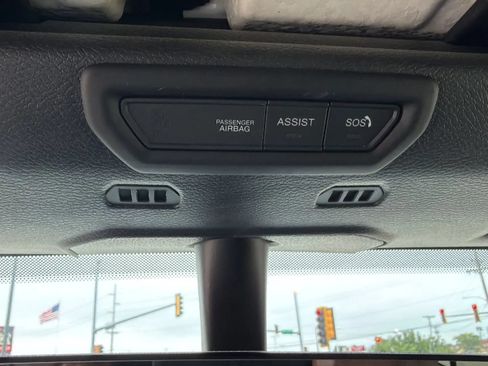 Used 2021 Jeep Gladiator Overland w/ Popular Equipment Package AWD/4WD image 99