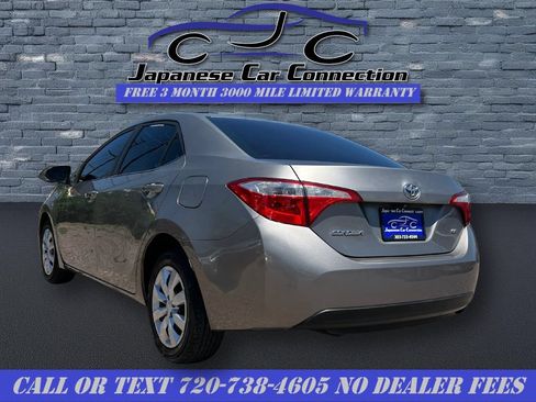 Used 2015 Toyota Corolla LE FWD image 4