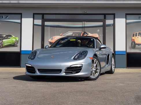 Used 2016 Porsche Boxster Base image 9