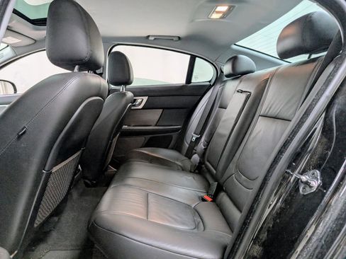 Used 2014 Jaguar XF 3.0 image 16