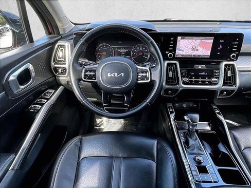 Used 2022 Kia Sorento SX FWD image 7