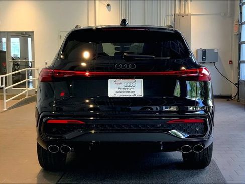 New 2026 Audi SQ5 Premium Plus AWD/4WD image 2