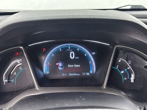 Used 2018 Honda Civic EX image 19
