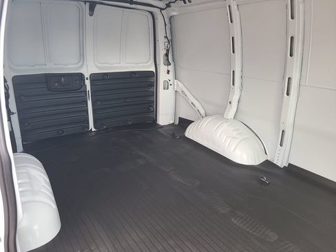 New 2026 Chevrolet Express 2500 w/ Driver Convenience Package RWD image 12