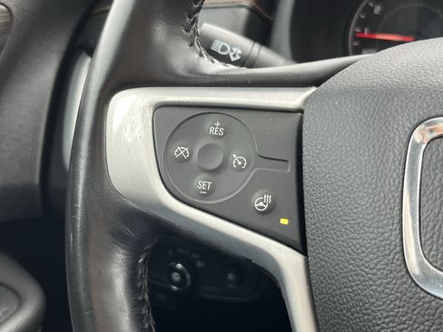 Used 2019 GMC Terrain SLT w/ Preferred Package AWD/4WD image 26