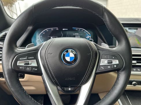 Used 2022 BMW X5 xDrive45e w/ Climate Comfort Package image 26