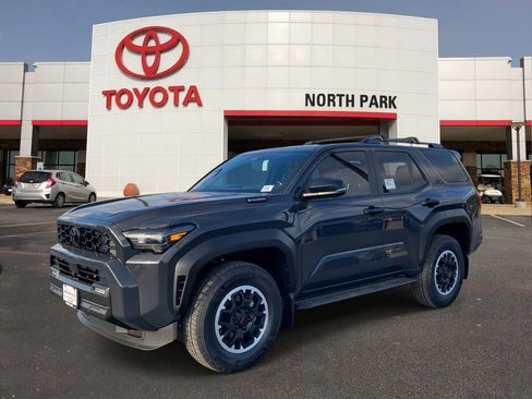 New 2026 Toyota 4Runner TRD Off-Road Premium AWD/4WD image 1