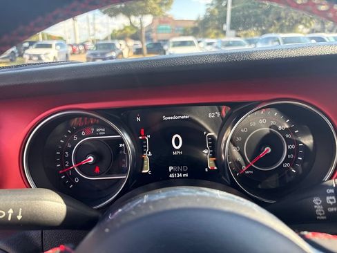 Used 2020 Jeep Wrangler Unlimited Rubicon AWD/4WD image 13