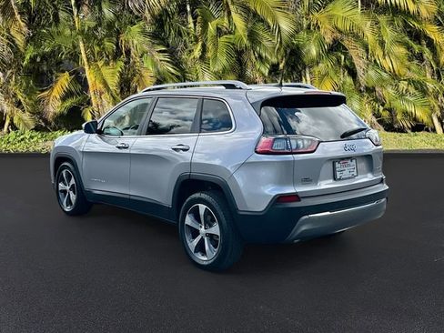 Used 2019 Jeep Cherokee Limited image 7