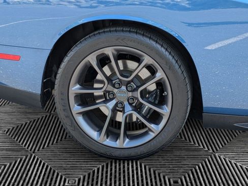 Used 2022 Dodge Challenger R/T Scat Pack RWD image 9
