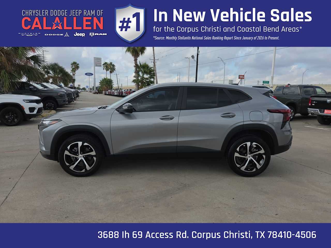 Used 2024 Chevrolet Trax RS w/ Driver Confidence Package FWD image 11