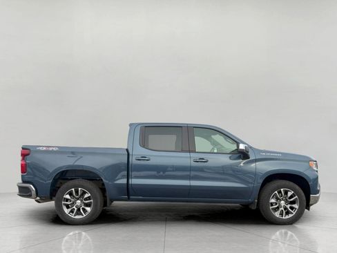Used 2024 Chevrolet Silverado 1500 LT image 9