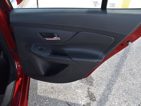 Used 2026 Nissan Sentra SV w/ SV Convenience Package FWD image 50