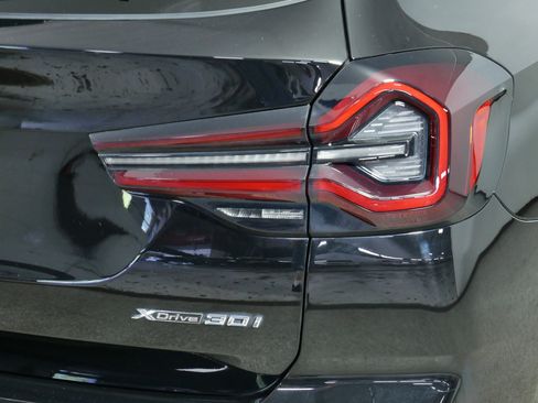 Used 2022 BMW X3 xDrive30i w/ Convenience Package image 17