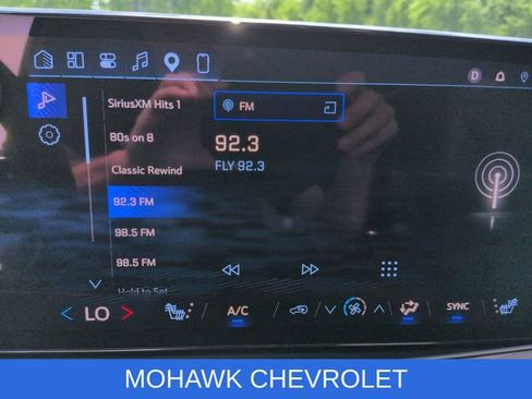 Used 2026 Chevrolet Tahoe Z71 w/ Comfort Package AWD/4WD image 14