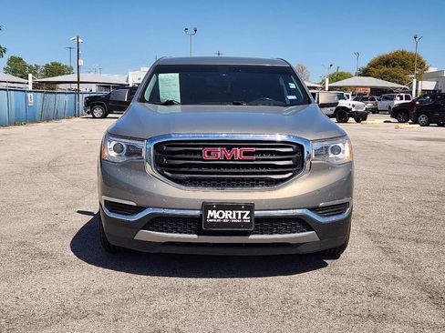 Used 2019 GMC Acadia SLE image 2