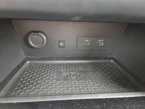 Used 2025 Nissan Pathfinder SL AWD/4WD image 19
