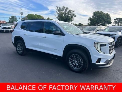 Used 2025 GMC Acadia Elevation image 1