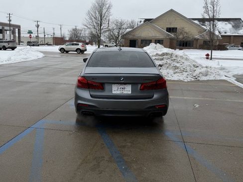 Used 2018 BMW M550i xDrive w/ Driving Assistance Package image 8