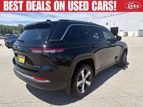 Used 2023 Jeep Grand Cherokee Limited AWD/4WD image 3