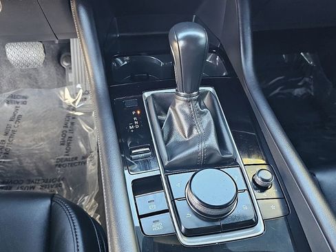 Certified 2025 MAZDA MAZDA3 s Sport image 29