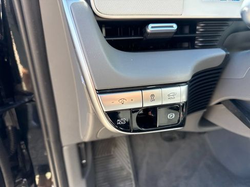 Certified 2024 Hyundai Ioniq 5 SEL AWD/4WD image 14