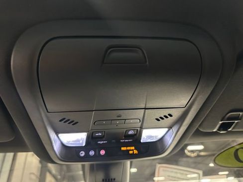 Used 2020 Chevrolet Blazer RS image 35